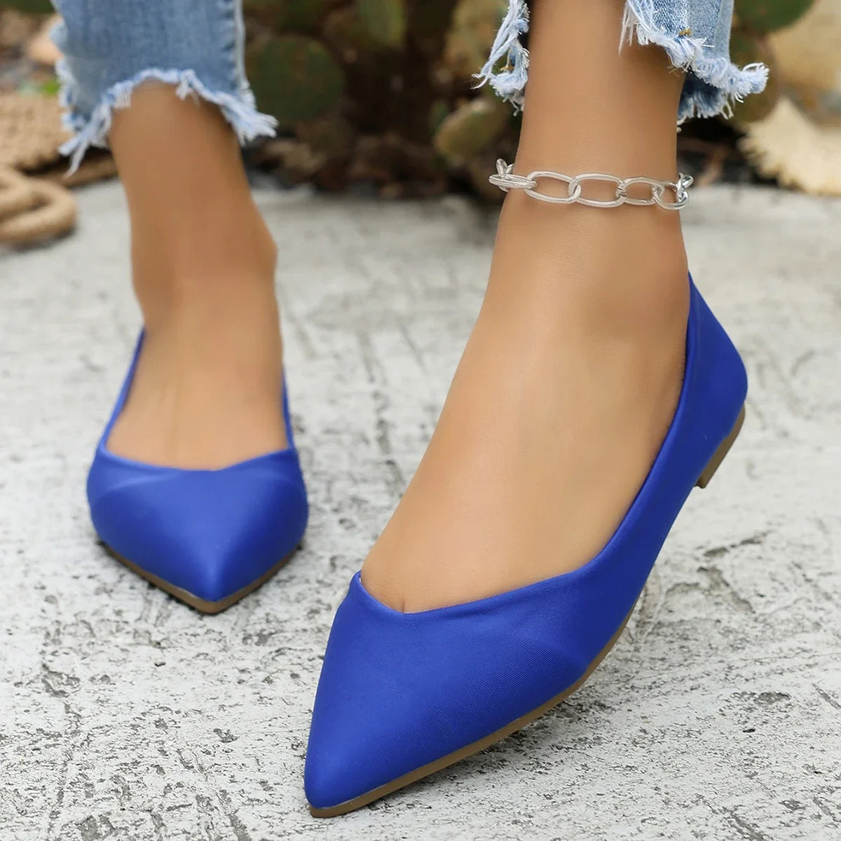Women's Ballet Flat Slip-On Shoes — Lightweight Comfortable Work Shoes (Plus Size)