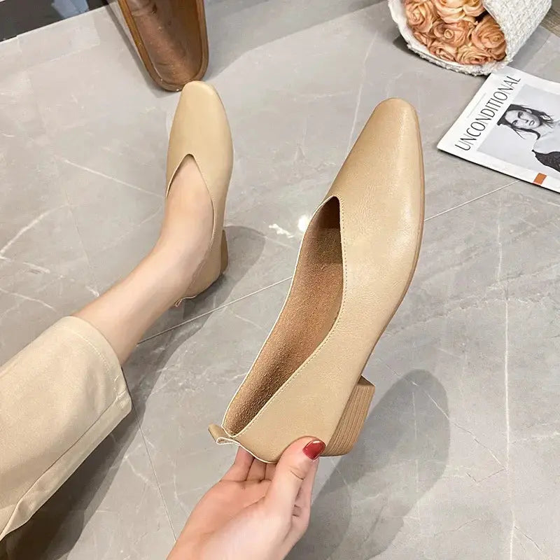 TrenLux Wear Women's Round-Toe Leather Loafer Flats — Versatile Slip-On Casual Shoes TrenLux Wear