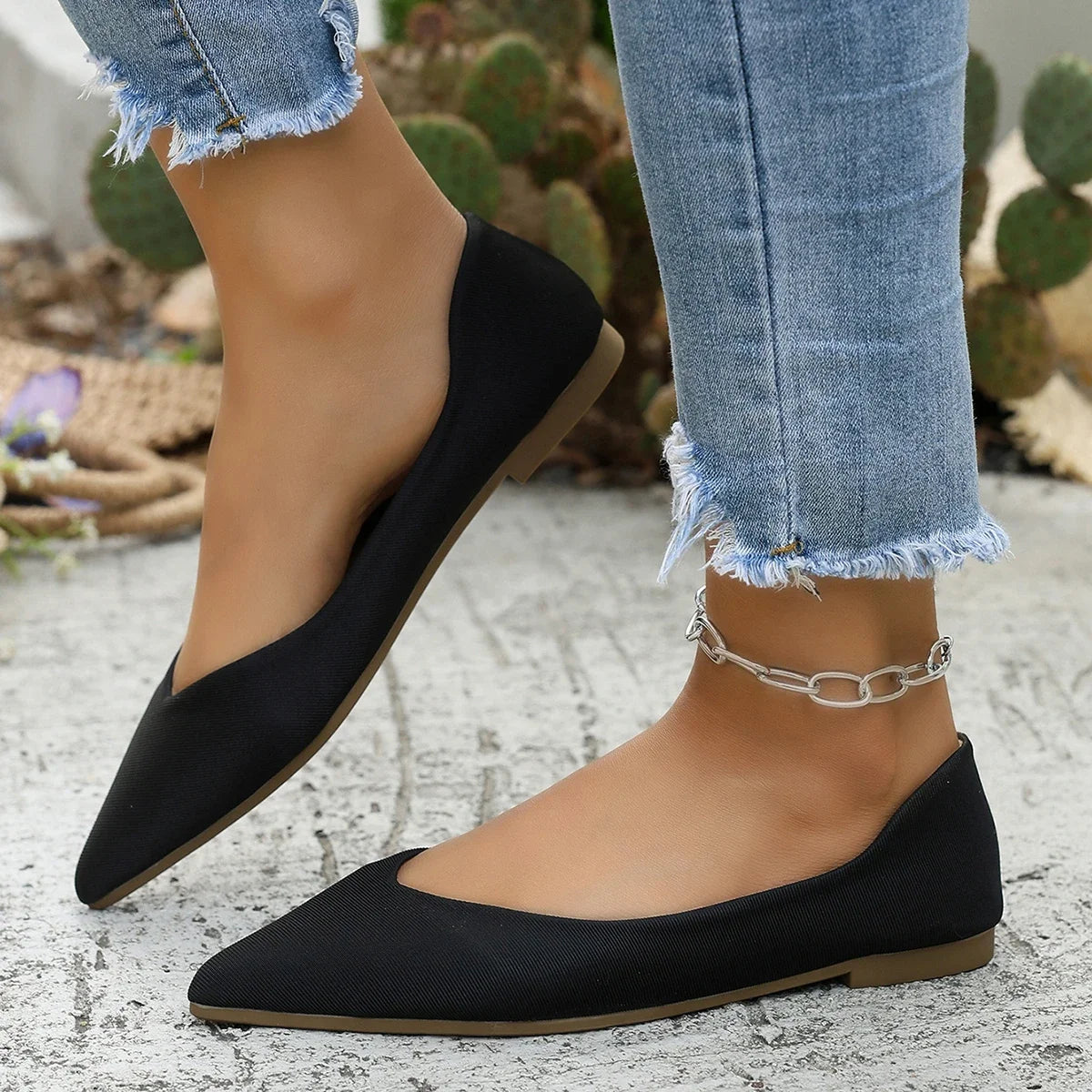 Women's Ballet Flat Slip-On Shoes — Lightweight Comfortable Work Shoes (Plus Size)
