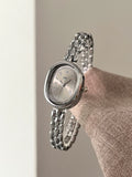 Women's Oval Artistic Quartz Watch — Niche High-Aesthetic Fashion Wristwatch