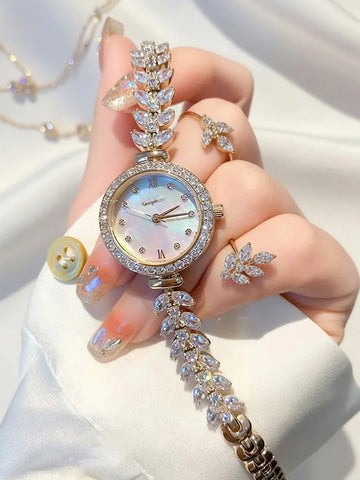 Women's Crystal Claw-Setting Luxury Quartz Jewelry Bracelet Wristwatch