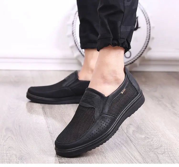 Men's Breathable Mesh Chunky Sole Sneakers — Lightweight Slip-On