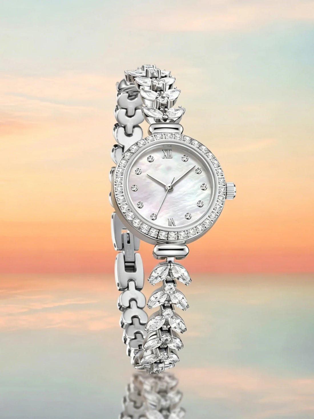 Women's Crystal Claw-Setting Luxury Quartz Jewelry Bracelet Wristwatch