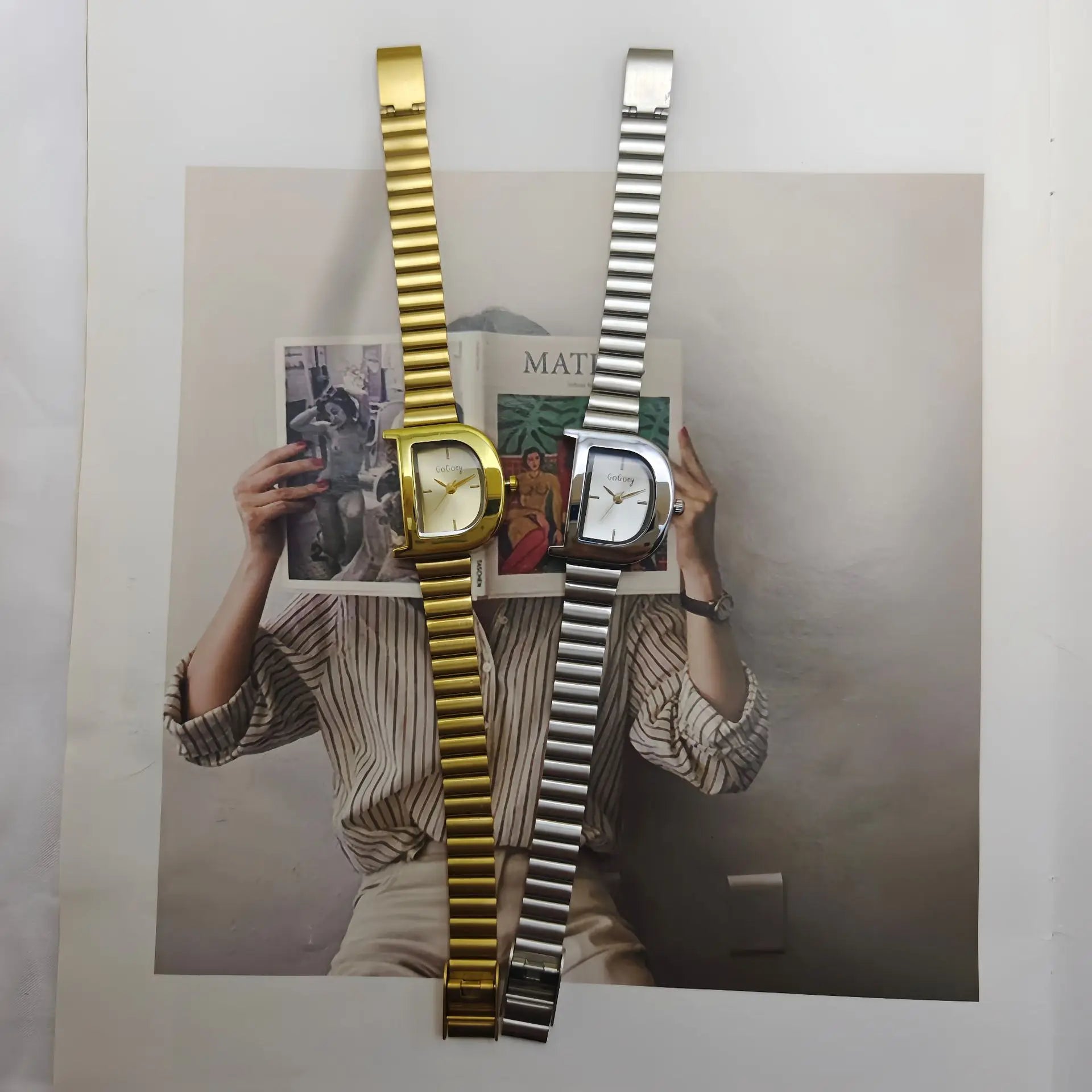 Women's Vintage D-Shaped Bamboo Knot Personalized Quartz Wristwatch