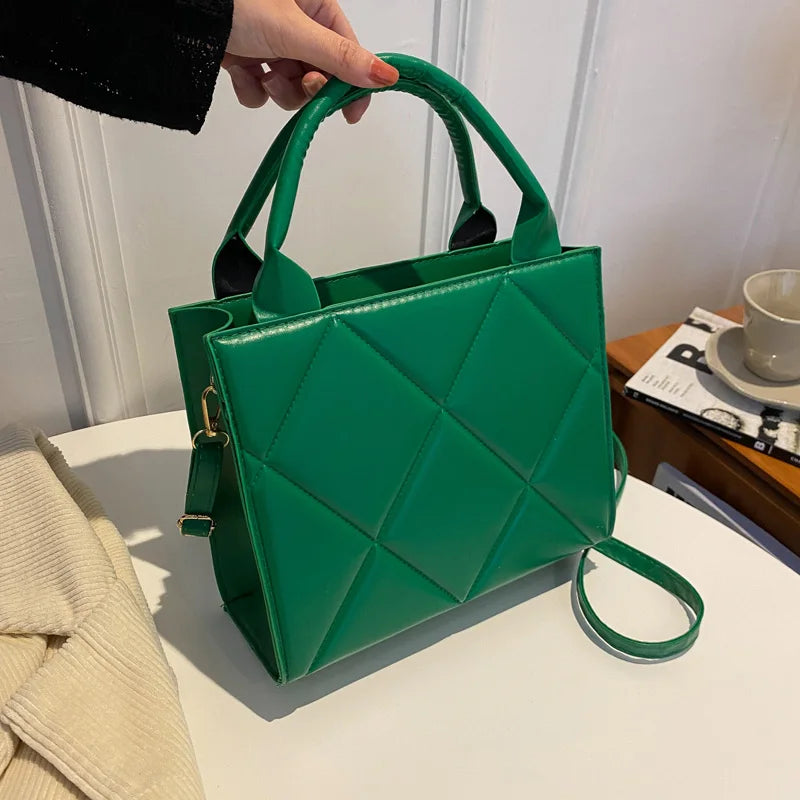 Women's Large Capacity Plaid Crossbody Shoulder Bag — Casual Fashion Tote Gift