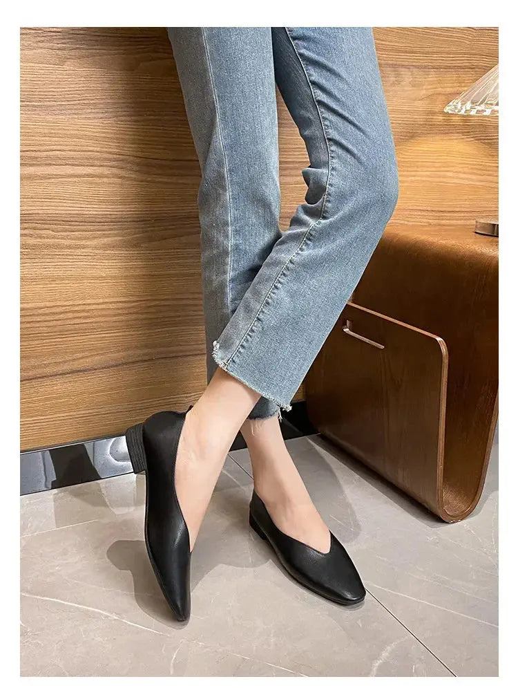 TrenLux Wear Women's Round-Toe Leather Loafer Flats — Versatile Slip-On Casual Shoes TrenLux Wear